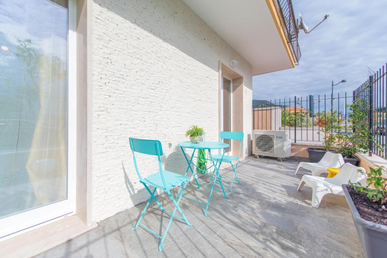 Babyaccommodation Family Comfort Ll Pietra Ligure Eksteriør bilde