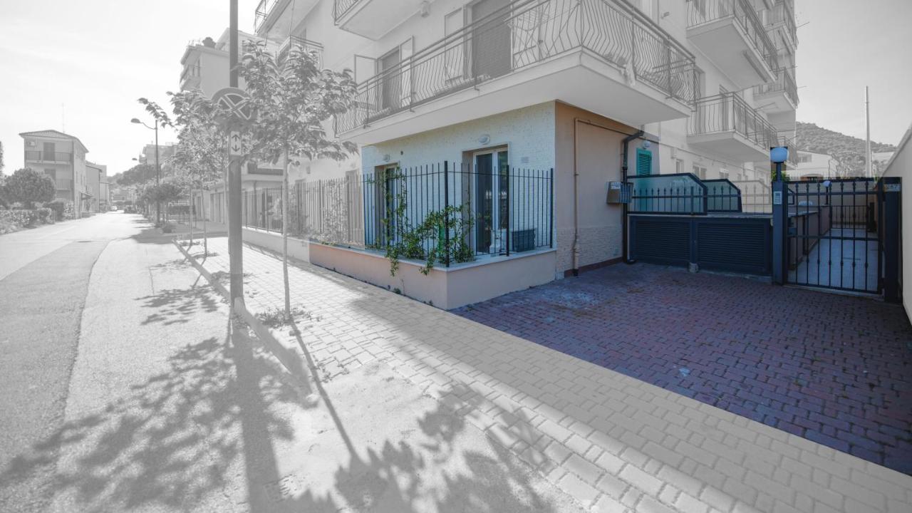 Babyaccommodation Family Comfort Ll Pietra Ligure Eksteriør bilde